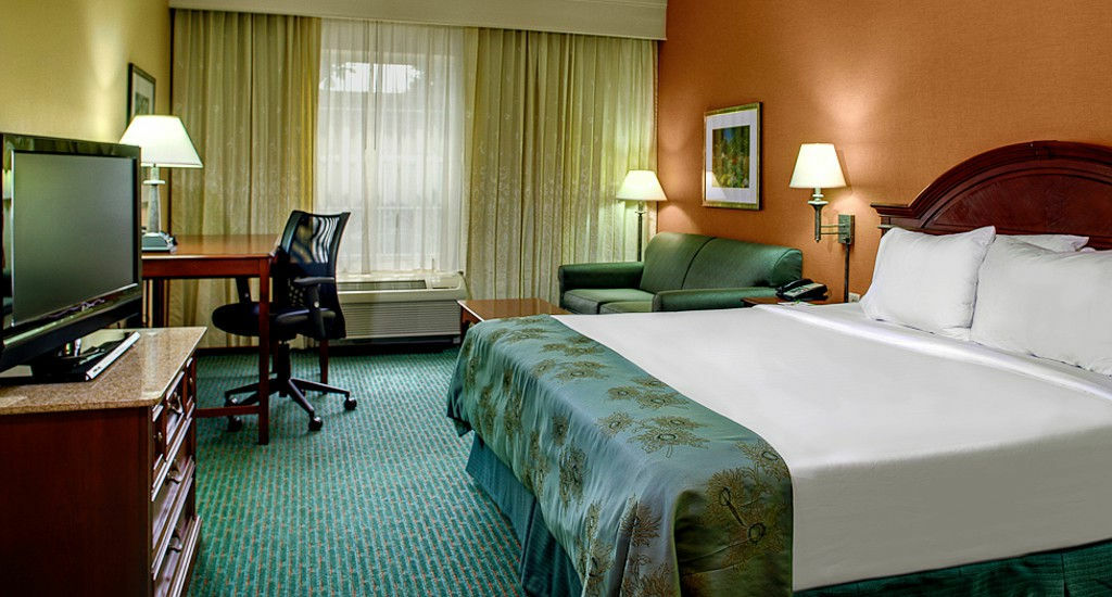 Hotel Courtyard Chapel Hill Esterno foto